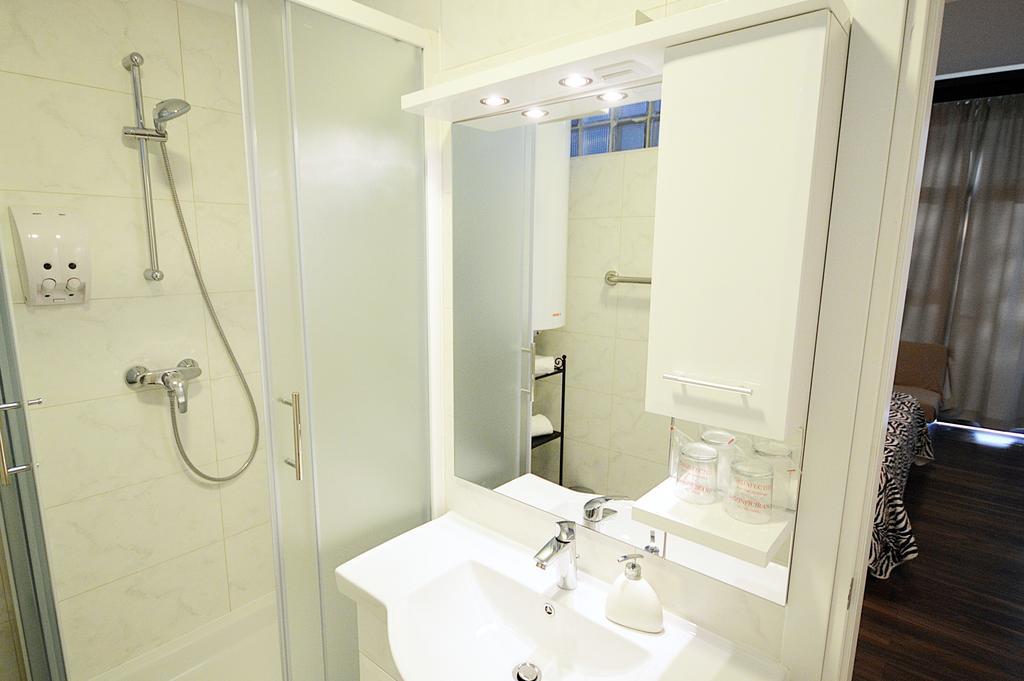 Bed And Breakfast Four Rooms Zadar Chambre photo