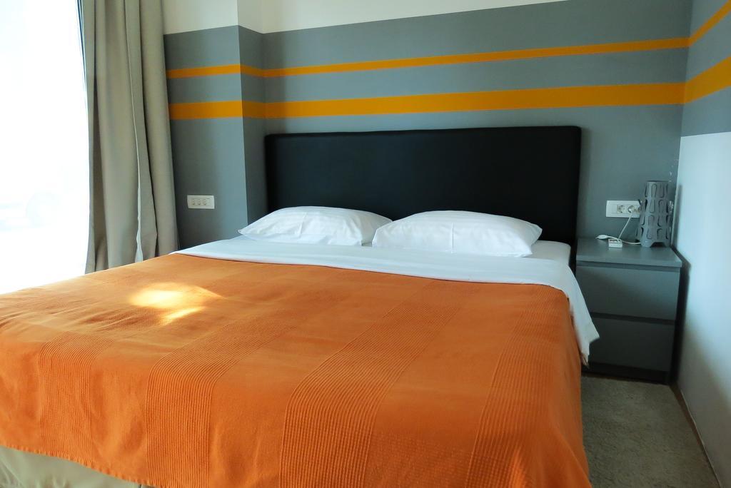 Bed And Breakfast Four Rooms Zadar Extérieur photo