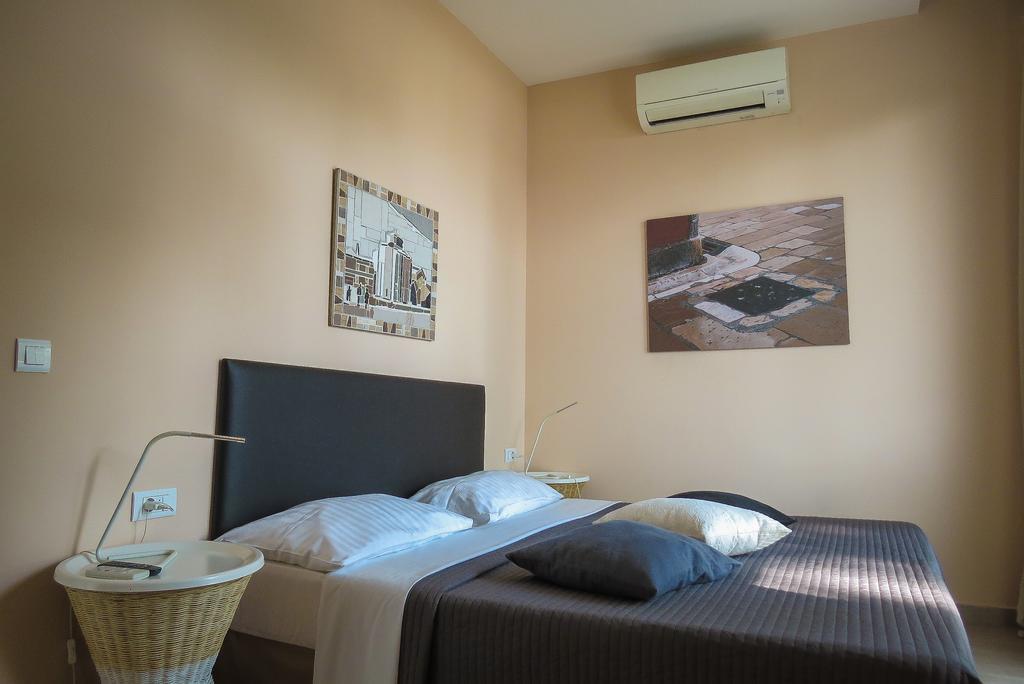 Bed And Breakfast Four Rooms Zadar Extérieur photo