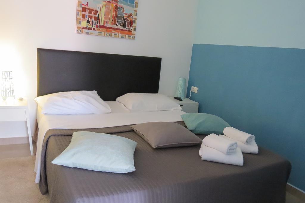 Bed And Breakfast Four Rooms Zadar Extérieur photo